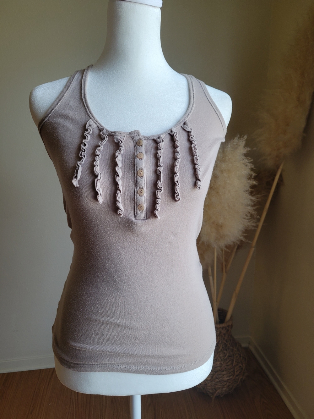 Vintage Tan lightweight cotton tank top curly tuxedo ruffles buttons S Forever21